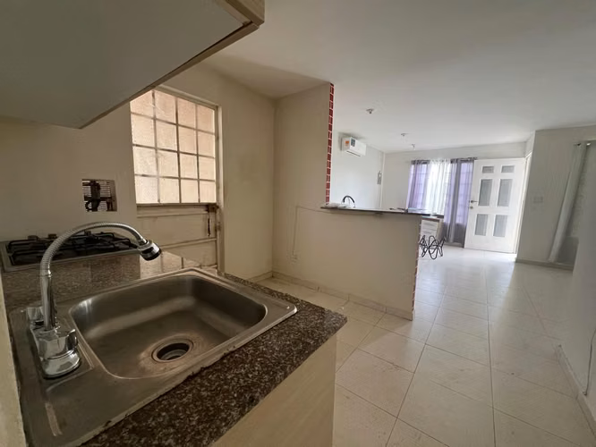 Alquilo casa en Montelimar - Imagen 2