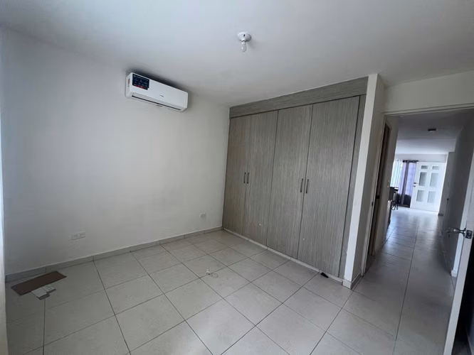 Alquilo casa en Montelimar - Imagen 12