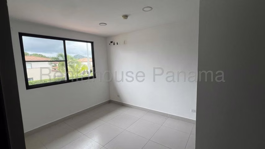 Hermosa Casa en VENTA 27PPM2624