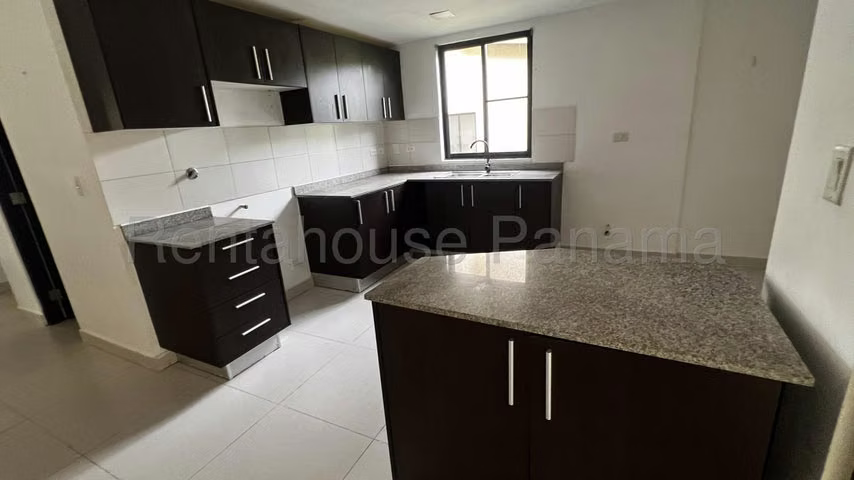 Hermosa Casa en VENTA 27PPM2624