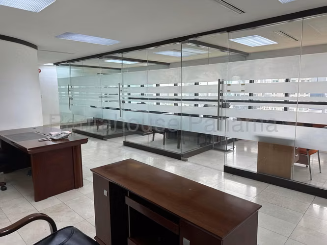 Venta de Oficina en Avenida Balboa | Solo Cliente Directo LFC