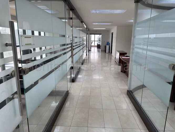 Venta de Oficina en Avenida Balboa | Solo Cliente Directo LFC
