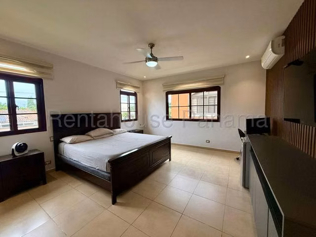 ALQUILA hermosa y lujosa Casa en COSTA SUR  27PPM2621