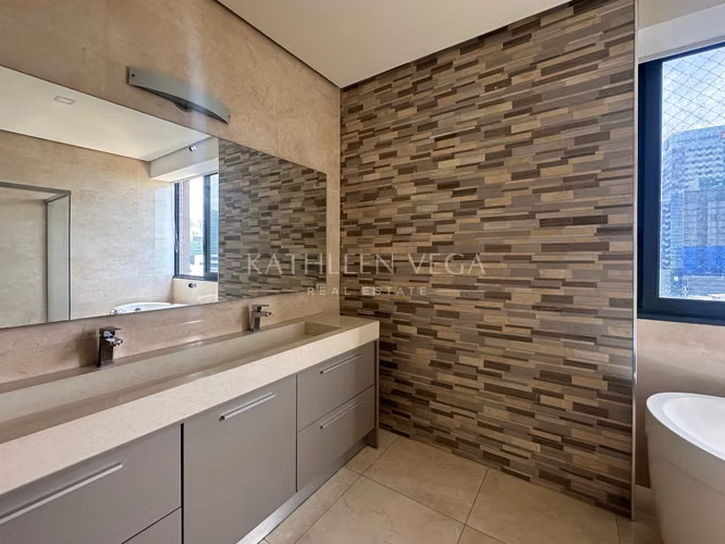 Apartamento en aqluiler en P.H. Matisse en Costa del Este - Imagen 11