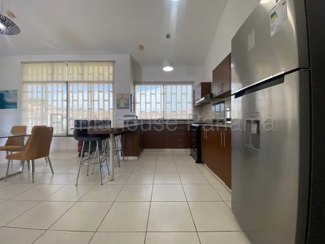 Venta Casa Amoblada San Carlos - YD