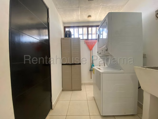 Venta Casa Amoblada San Carlos - YD
