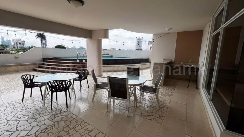 VENTA DE APARTAMENTO EN EL CARMEN 