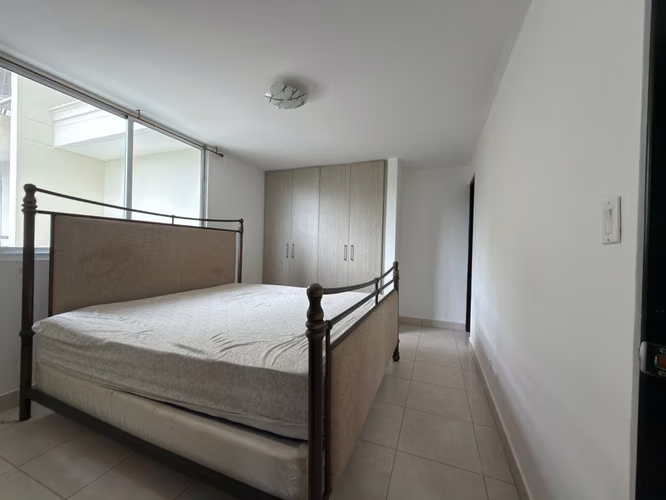 VENDO APARTAMENTO EN EDISON PARK, 3 RECAMARAS, 96M2, CON AREA SOCIAL.