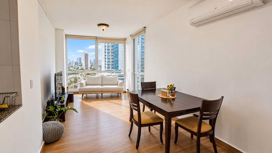! Apartment in San Francisco I with balcony and excellent lighting