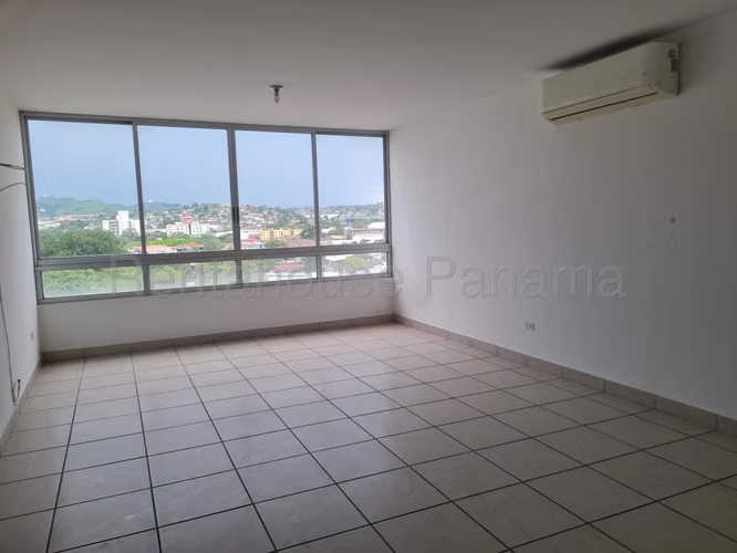 Venta de Apartamento en Parque Lefevre ABS
