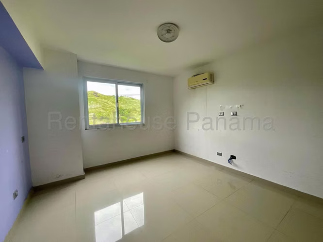 Venta de Apartamento en Altos de Panama ABS