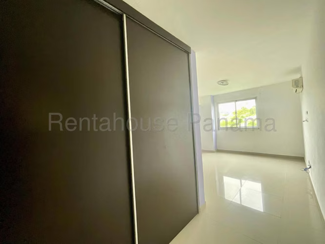 Venta de Apartamento en Altos de Panama ABS