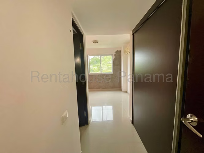 Venta de Apartamento en Altos de Panama ABS