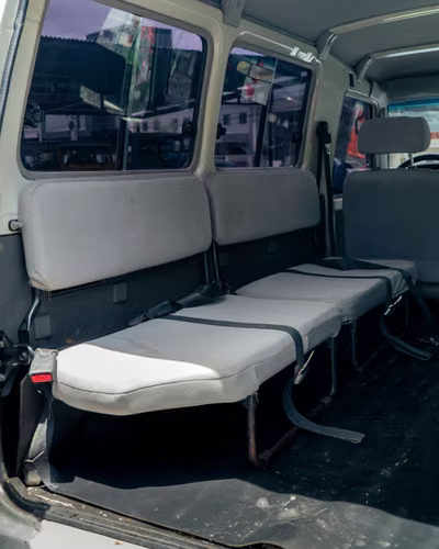 Toyota Land Cruiser Serie 78 Ambulancia 2022 — 4.2L Diésel - Imagen 6