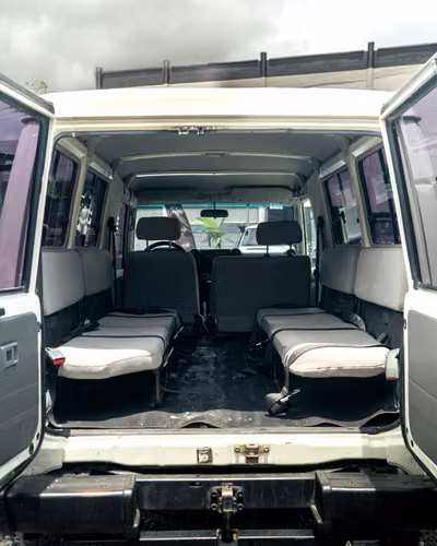 Toyota Land Cruiser Serie 78 Ambulancia 2022 — 4.2L Diésel - Imagen 5