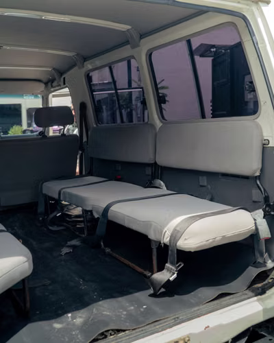 Toyota Land Cruiser Serie 78 Ambulancia 2022 — 4.2L Diésel - Imagen 7