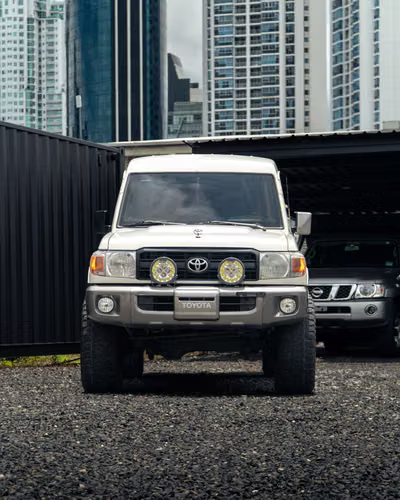 Toyota Land Cruiser Serie 78 Ambulancia 2022 — 4.2L Diésel - Imagen 12