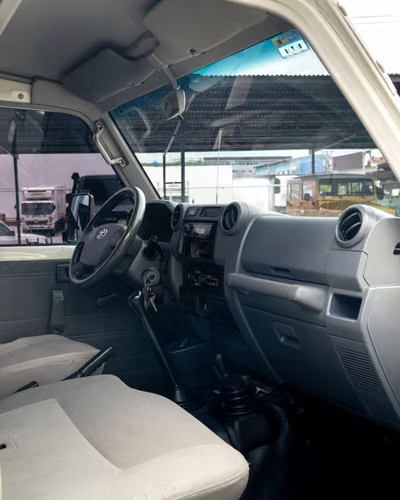 Toyota Land Cruiser Serie 78 Ambulancia 2022 — 4.2L Diésel - Imagen 16