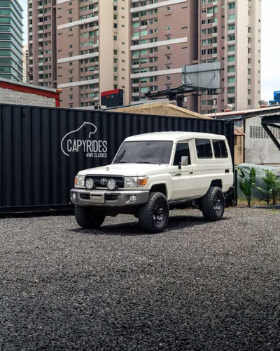 Toyota Land Cruiser Serie 78 Ambulancia 2022 — 4.2L Diésel