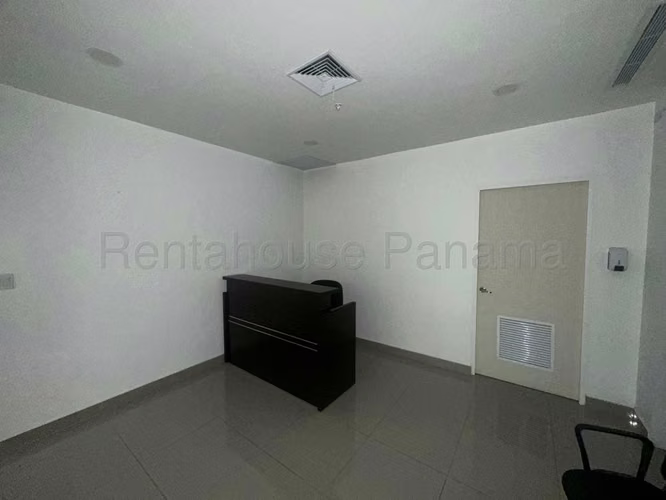 Venta de Oficina en Transistmica 27PPM2655