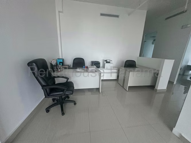 Venta de Oficina en Transistmica 27PPM2655