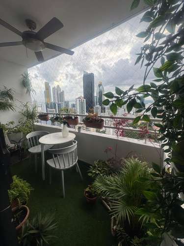 Alquilo apartamento de 160mts
