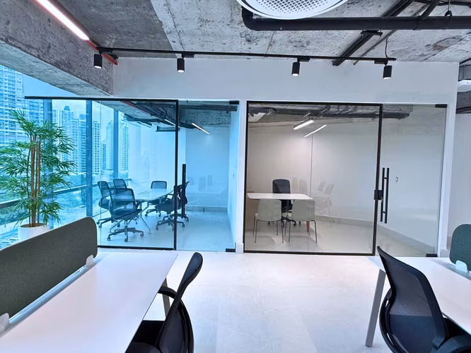 ALQUILER DE OFICINA EN PH FINANCIAL PARK, COSTA DEL ESTE (8P) - Imagen 6