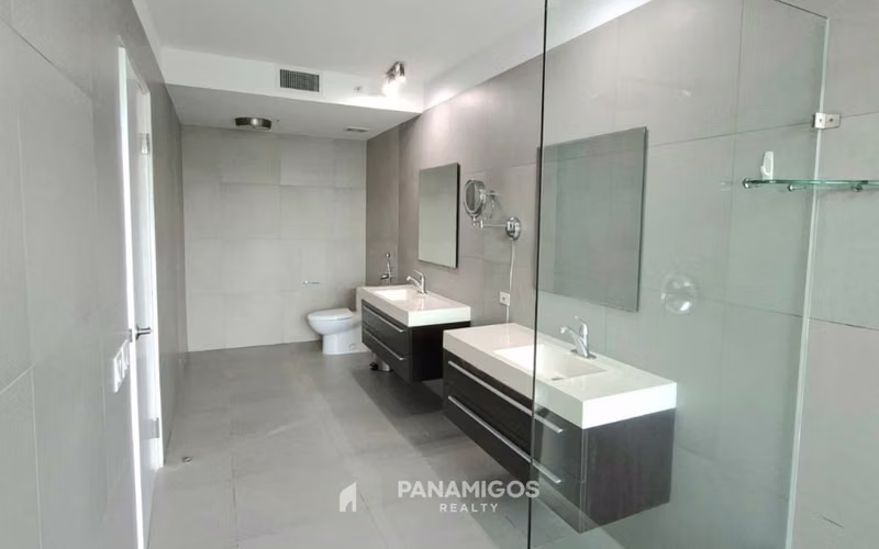 Apartamento con vista al mar en venta en PH Yacht Club - Imagen 13