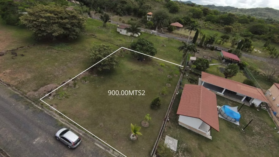 TERRENO EN DISTRITO CAPIRA 900MTS2