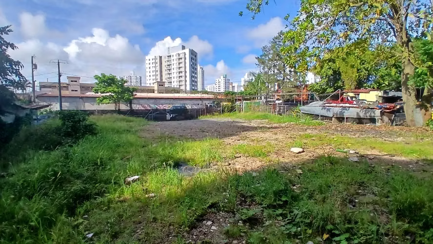 Alquiler de Terreno Comercial en Carrasquilla DPV - Imagen 6