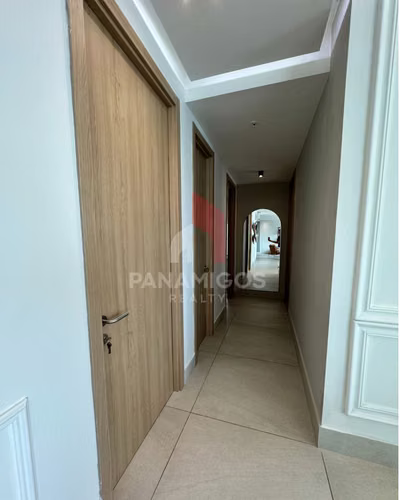 Apartamento en venta en PH Riviera del Golf en Coco del Mar