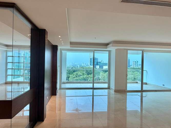 Apartamento de 4 rec vista al mar y ciudad en venta - Costa del Este