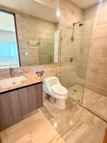 Apartamento de 4 rec vista al mar y ciudad en venta - Costa del Este