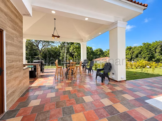 Venta de Casa en Clayton MCD27-916