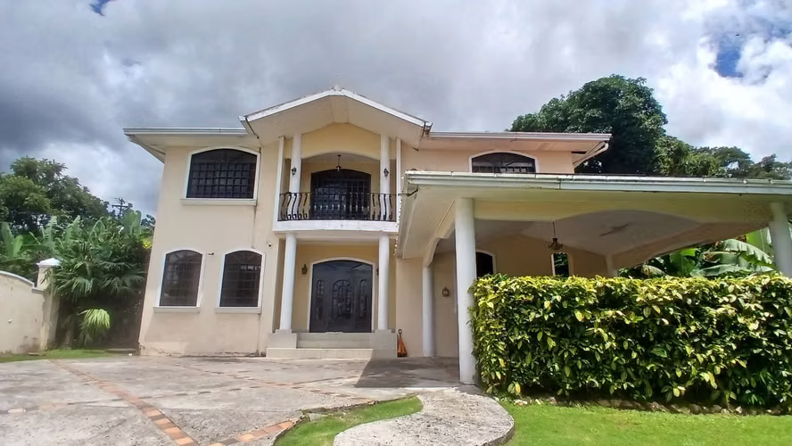 Venta de Casa en Villa Zaita DPV