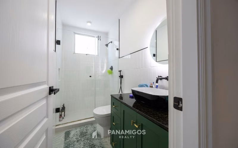 Apartamento en venta con den en PH Sol Marina - Avenida Balboa - Imagen 14