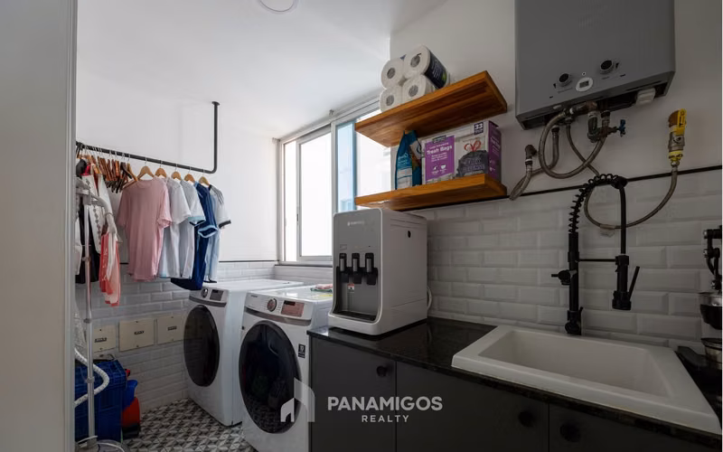 Apartamento en venta con den en PH Sol Marina - Avenida Balboa - Imagen 9