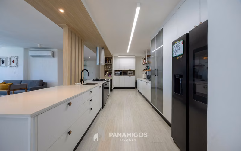 Apartamento en venta con den en PH Sol Marina - Avenida Balboa - Imagen 5