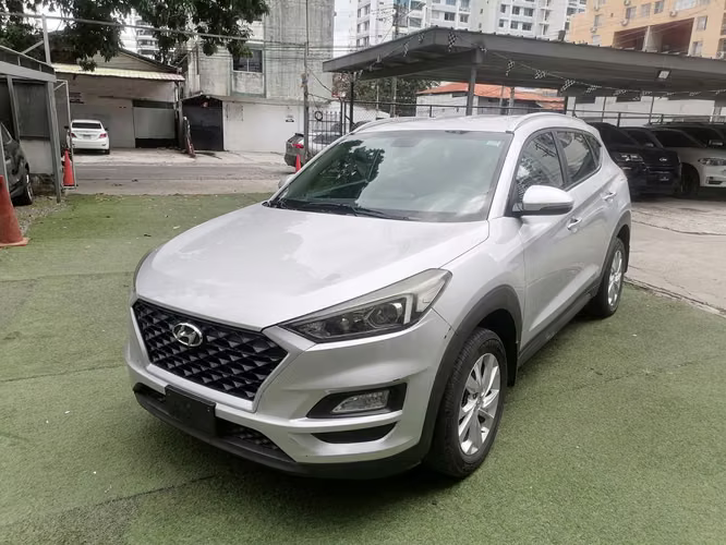 HYUNDAI TUCSON 2019 BUENAS CONDICIONES 
