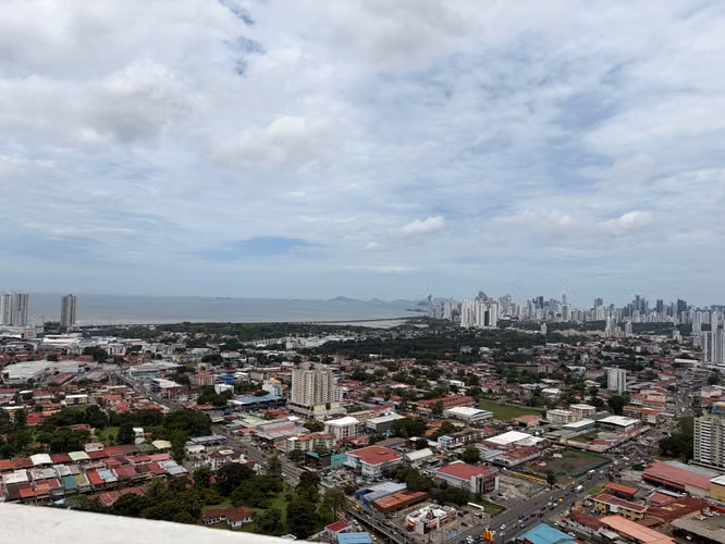 PH MILLENNIALS TORRE 100 | Vista al Mar  2 HABITAC IONES  145 MIL $