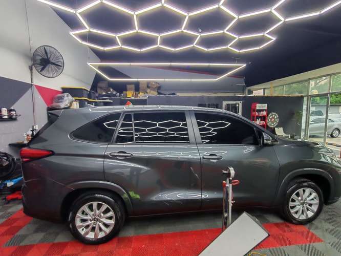 Toyota innova 