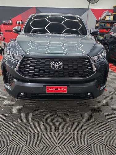 Toyota innova 
