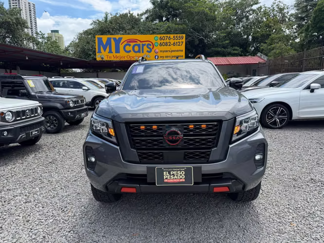 Nissan frontier pro4x 2024 full extras - Imagen 2