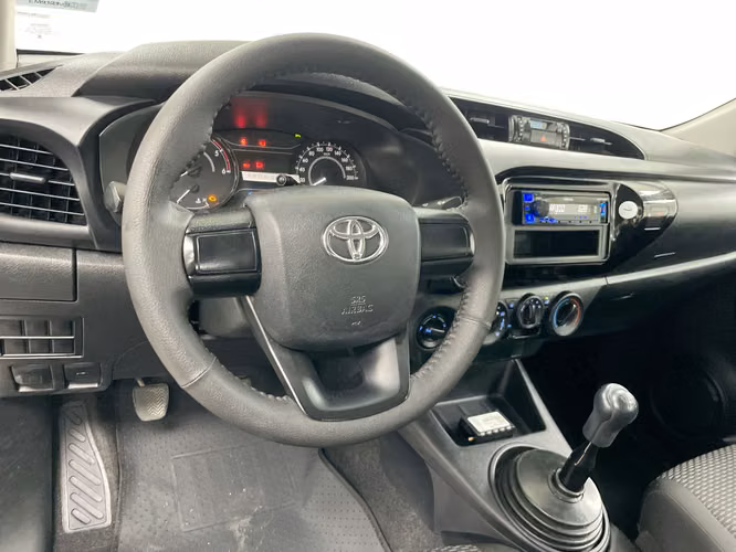 TOYOTA HILUX - 2024 - PPHX - Automarket - Imagen 6