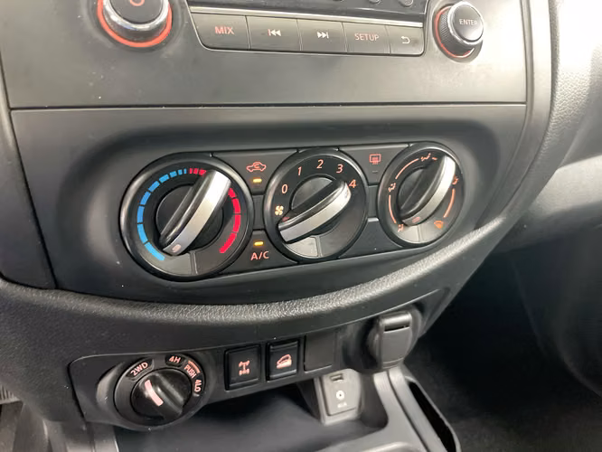 NISSAN NP300 FRONTIER - 2025 - PFNX - Automarket - Imagen 9