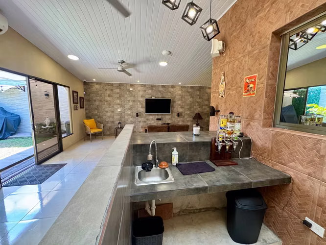Alquiler de Casa amoblada en Brisas del Golf - Imagen 13