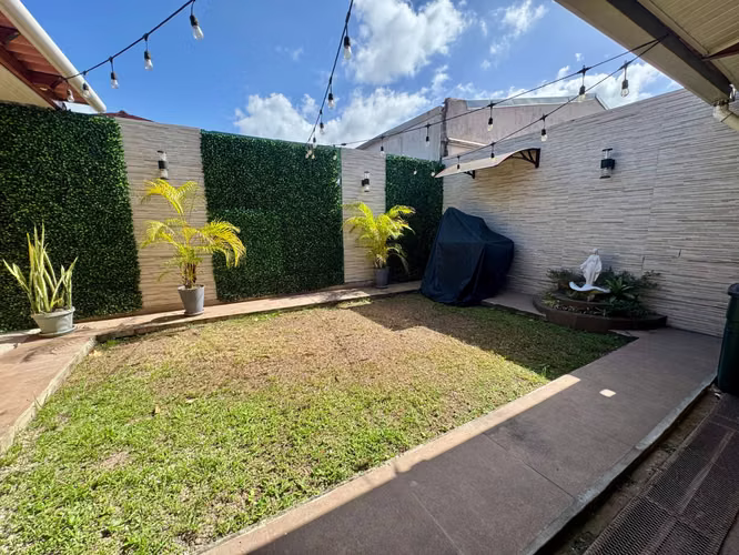 Alquiler de Casa amoblada en Brisas del Golf - Imagen 16