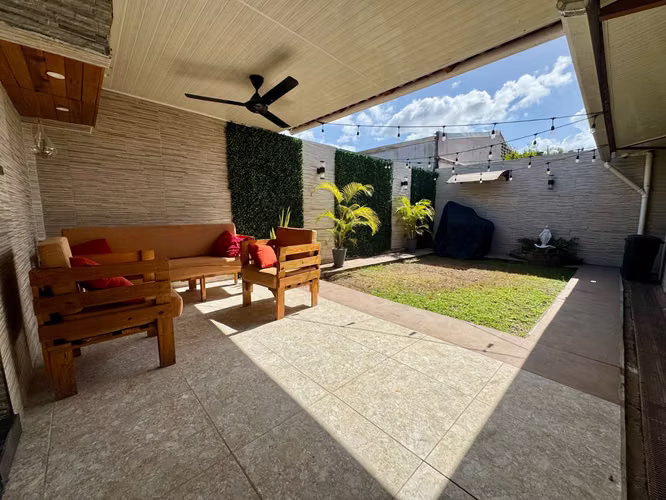 Alquiler de Casa amoblada en Brisas del Golf - Imagen 19