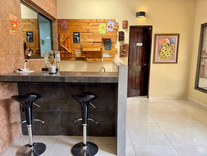 Alquiler de Casa amoblada en Brisas del Golf - Imagen 12