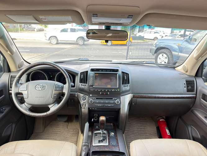 TOYOTA LANDCRUISER 2012 - Imagen 6